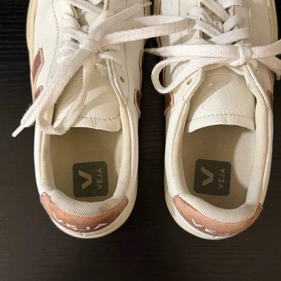Veja Campo Sneakers - Extra White Babe - Picture 11 of 16